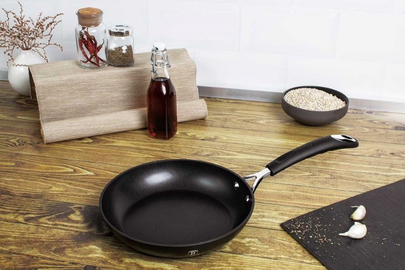 Berlinger haus BH-6129 Set di pentole in granito con manici Soft Touch