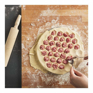 Tagliapasta Kinghoff KH-1609 per preparare facilmente ravioli e pelmeni