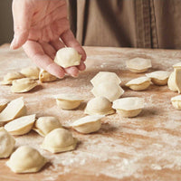 Tagliapasta Kinghoff KH-1609 per preparare facilmente ravioli e pelmeni