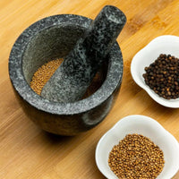 Mortaio in granito Kinghoff KH-1680 per macinare spezie ed erbe aromatiche