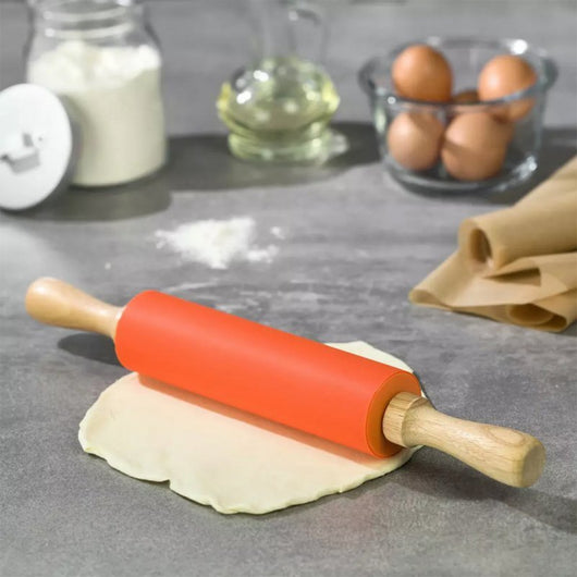 Mattarello in silicone Kinghoff KH-4660 con manici in legno