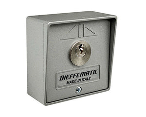 SELETTORE A CHIAVE ESTERNO PARETE PER CANCELLI SERRANDE IN ALLUMINIO GARAGE BOX