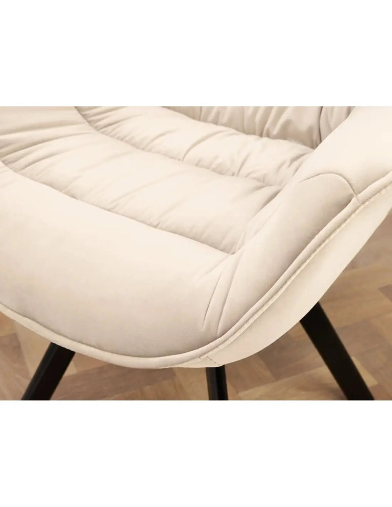 Set di 2 sedie design COMFY girevoli a 180° in velluto beige champagne e piedi neri