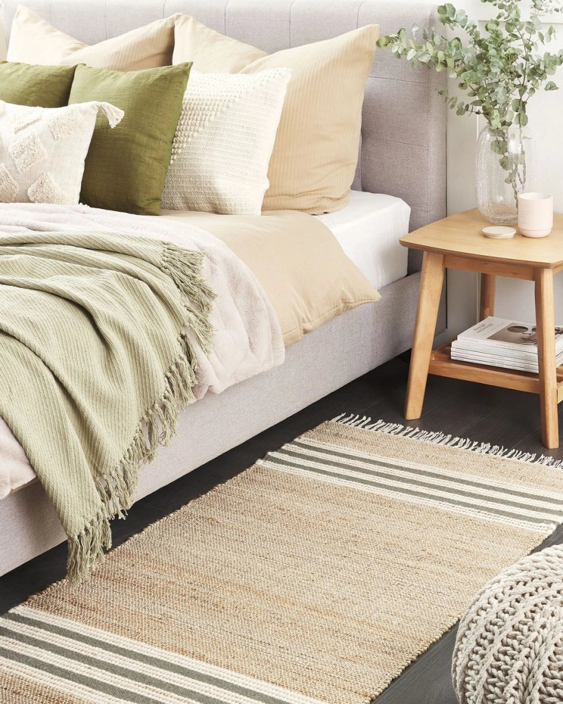 Tappeto in iuta con motivo a righe e nappe beige e grigio 80 x 150 cm soggiorno camera da letto ingresso