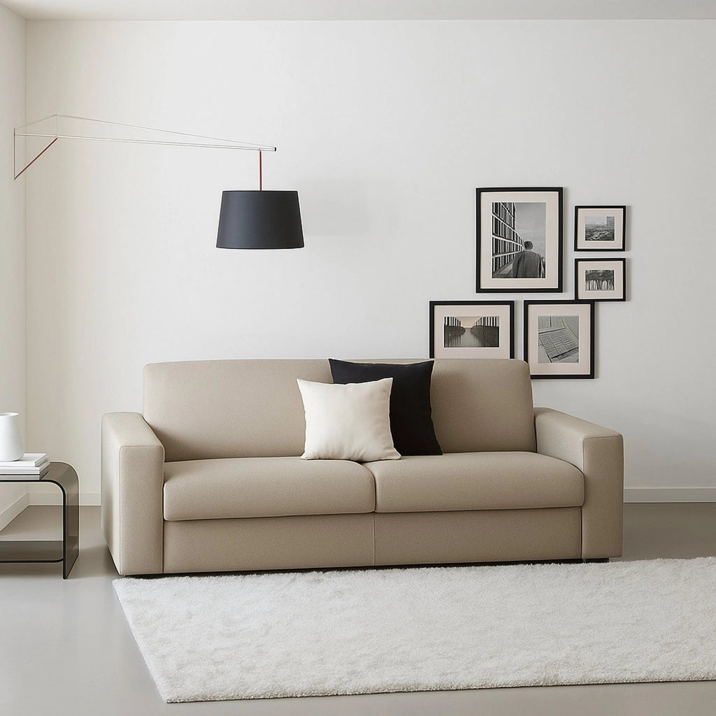 Divano fisso Malachite, Divano a 2 posti, Made in Italy, SofÒ  Soggiorno, in tessuto imbottito, con Braccioli slim, cm 160x95h90, Tortora