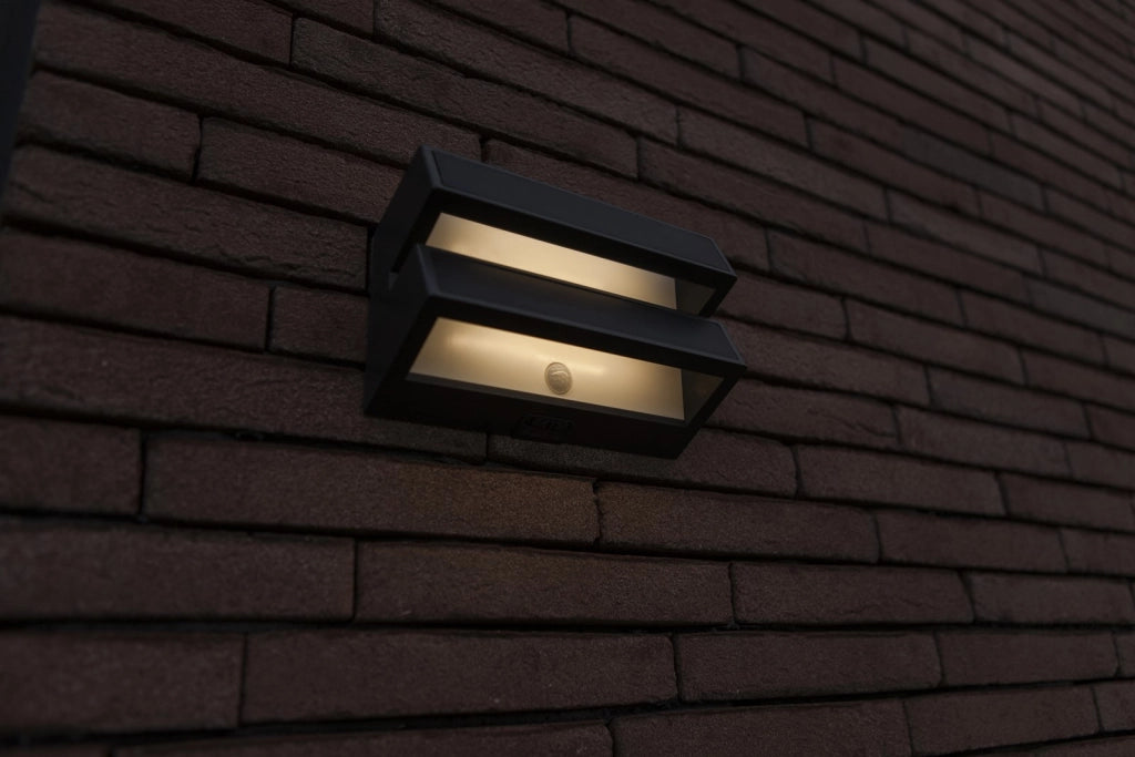 Applique solare LED PIR IP54 grigio scuro BARLO Lutec