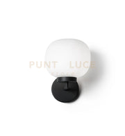 BOMBO APPLIQUE DA PARETE STRUTTURA NERA E DIFFUSORE BIANCO OPALE ATTACCO E27