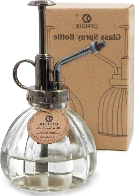 Assestato vintage stile spruzzatore con pompa in plastica bronzo e flaconi in vetro - 63 pollici lungo - per giardinaggio