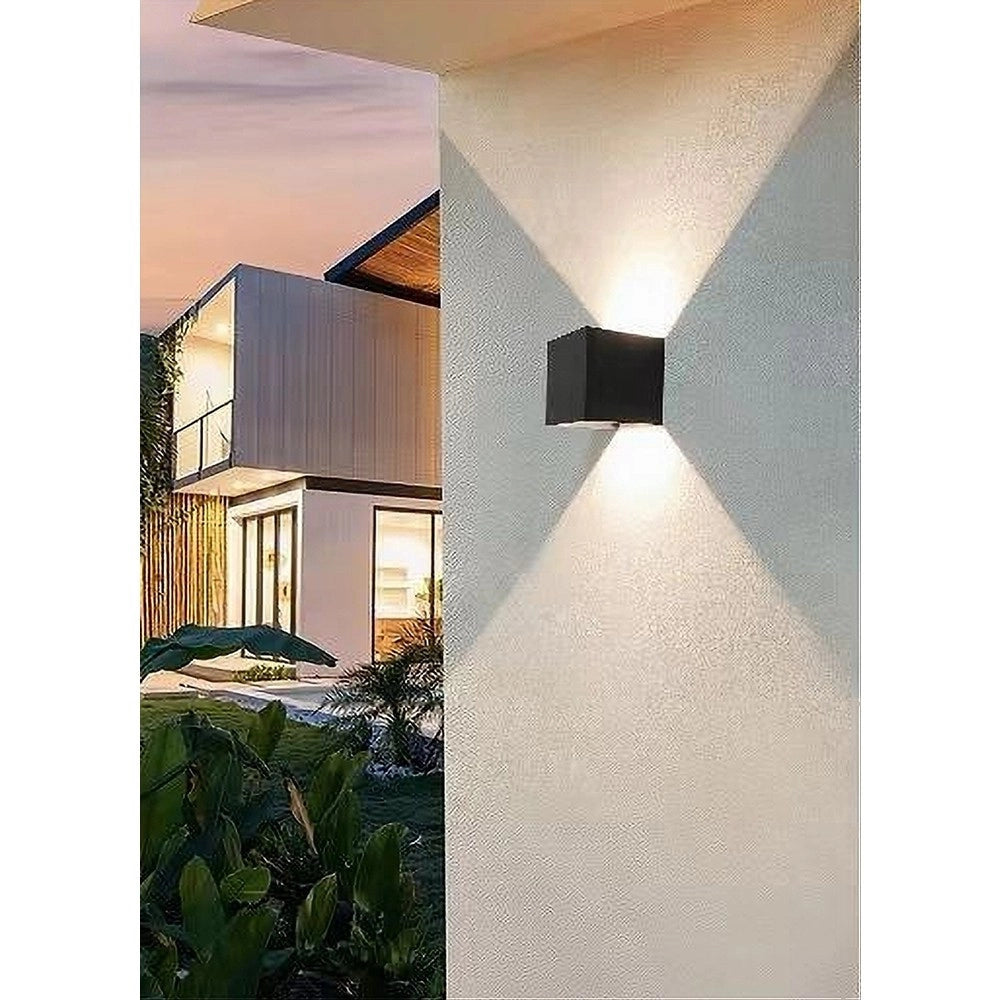 Trade Shop - Applique Da Parete Nero 22 Watt Per Esterno Doppia Emissione Luminosa Ip65 Es66 - -bianco Caldo      -