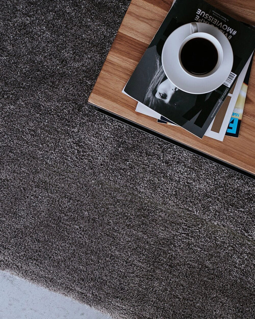 Tappeto Shaggy Grigio Scuro 80 x 150 cm Moderno Tappeto Rettangolare Trapuntato a Pelo Lungo