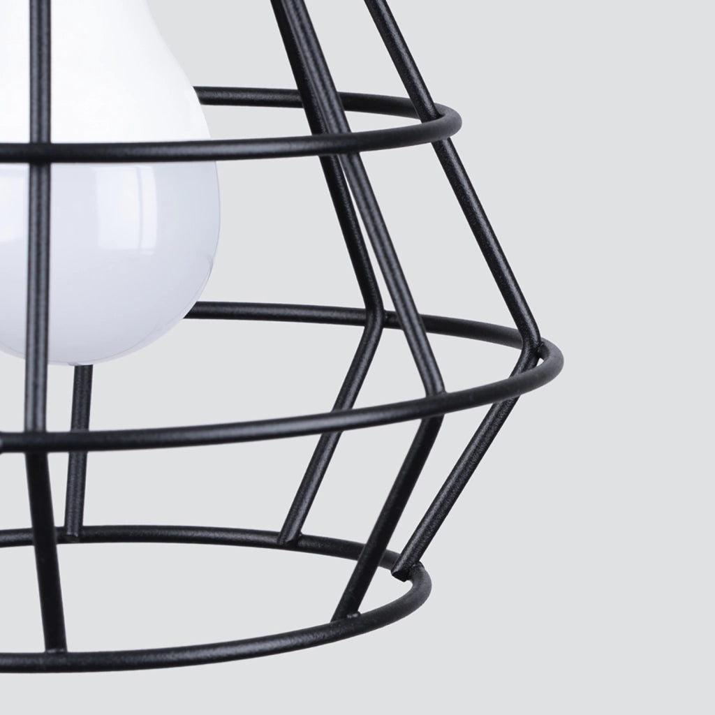 Applique industriale nera in metallo con interruttore E14