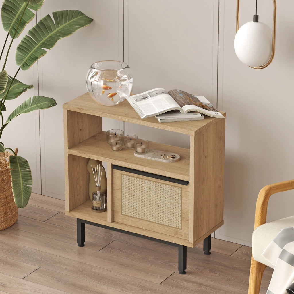 Tavolino Laterale da Divano Kvænangen 60x60x26 cm Effetto Rovere / Rattan [en.casa]