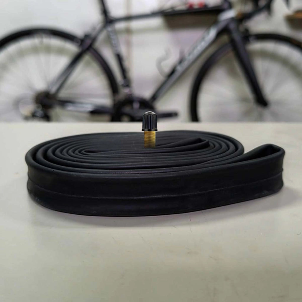 Camera d'aria 700×35C per bicicletta in gomma Resistente Nero Avizar