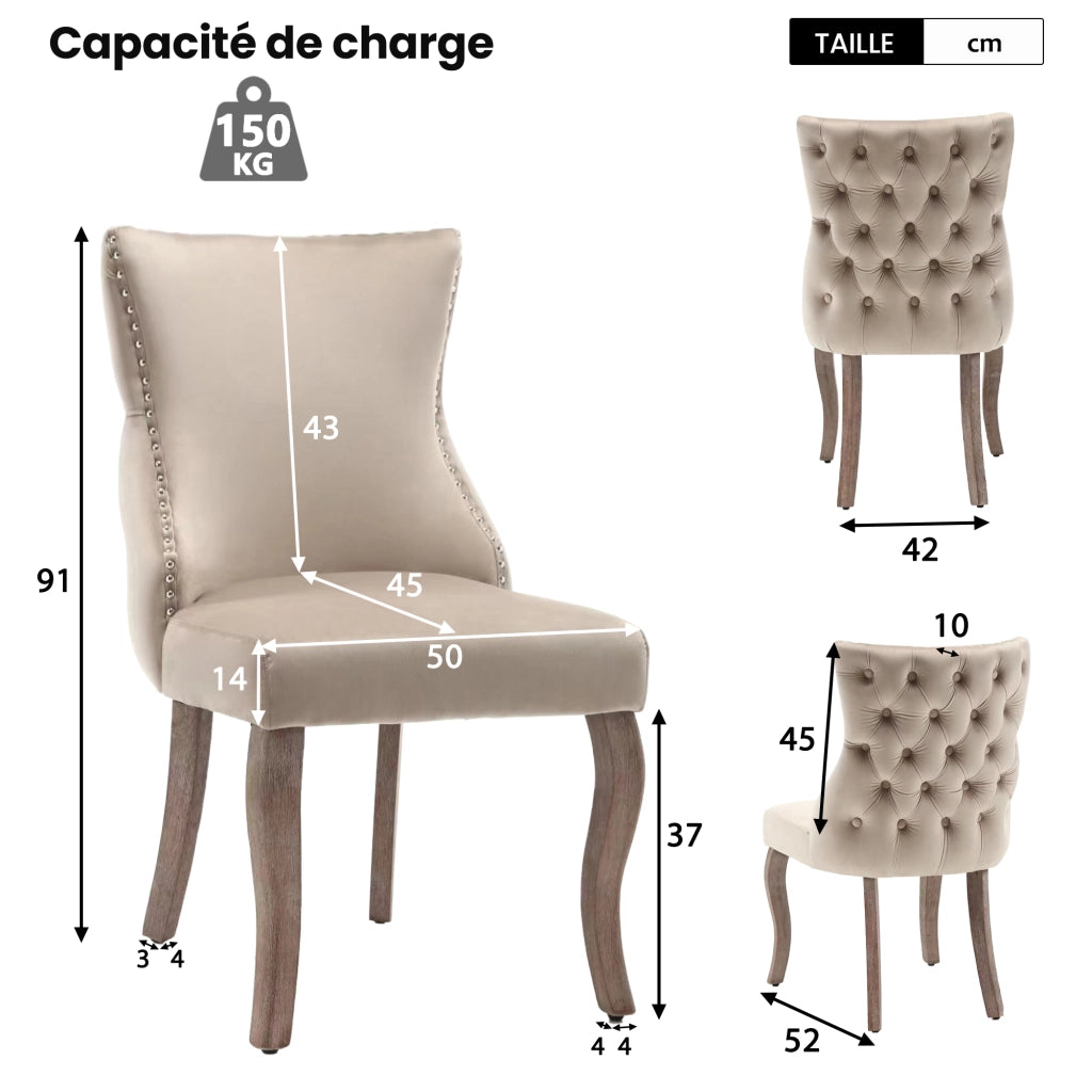 Chaise da pranzo in velluto con schienale capitonné e borchie decorative, gambe in legno massiccio beige