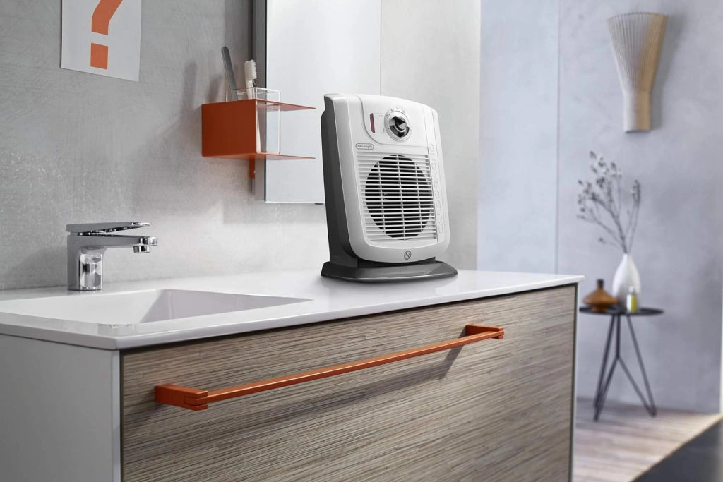 De'longhi hbc 3030 termoventilatore caldobagno, 2 livelli di potenza, funzione eco-silence, protezione antigoccia, ventilazione estiva, avvolgicavo, per ambienti fino a 60 m³