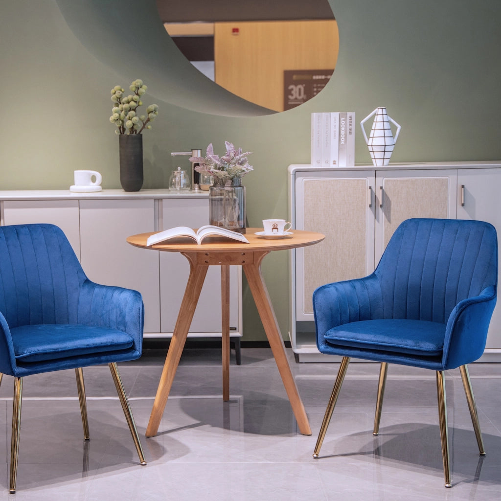 Set di 2 sedie da pranzo con braccioli in tessuto e gambe metalliche dorate blu