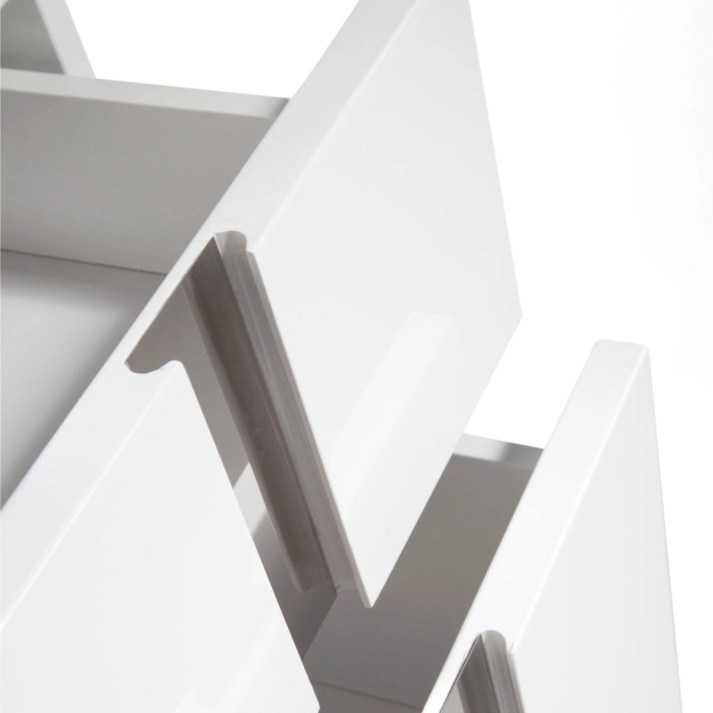 Chiffoniera in legno bianco e acciaio cromato