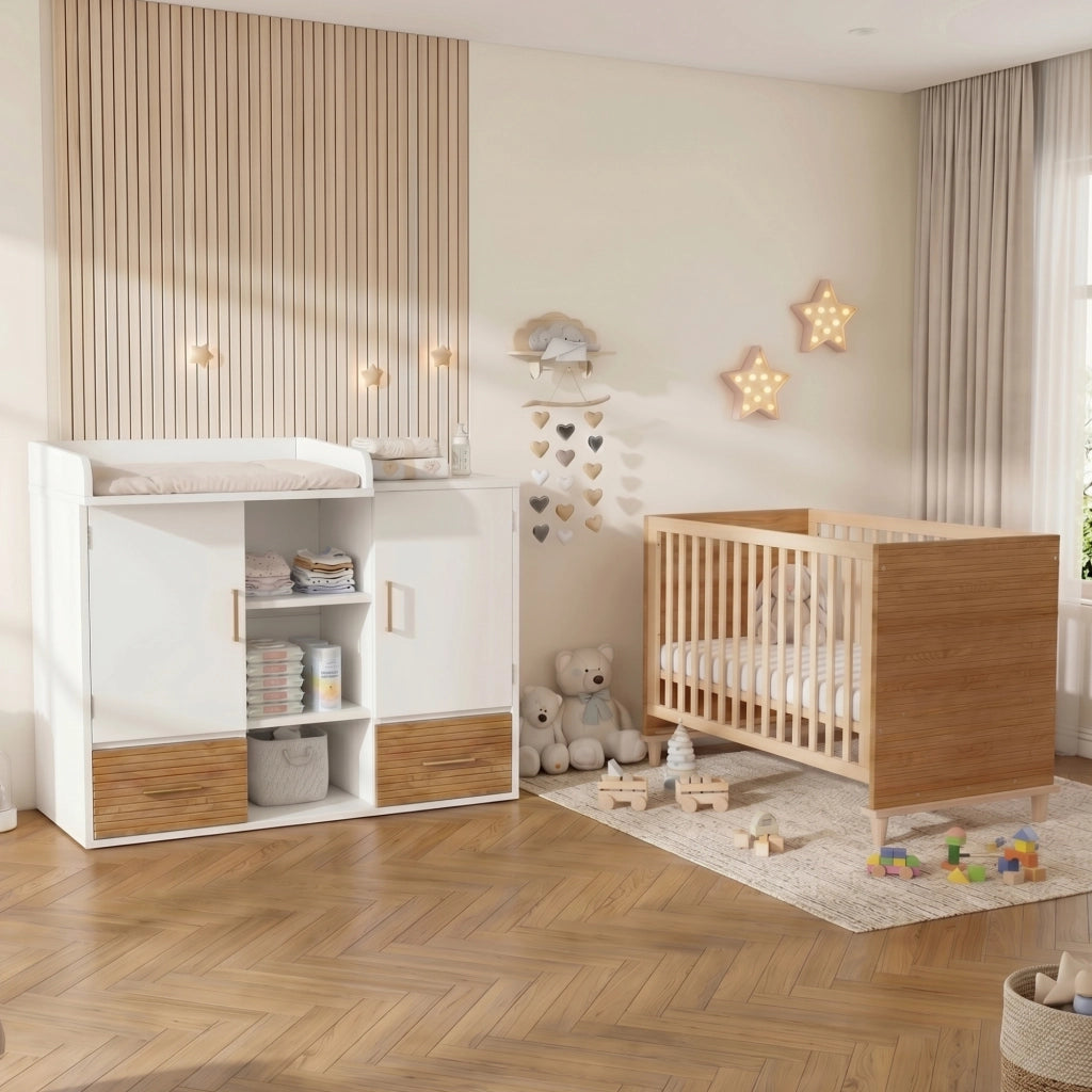 Set fasciatoio e lettino a sbarre per cameretta, in legno naturale e bianco