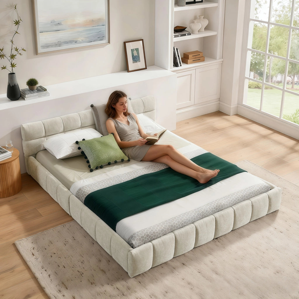 Letto Matrimoniale 140x200 cm in Chenille; Struttura in Legno e Ferro; Beige