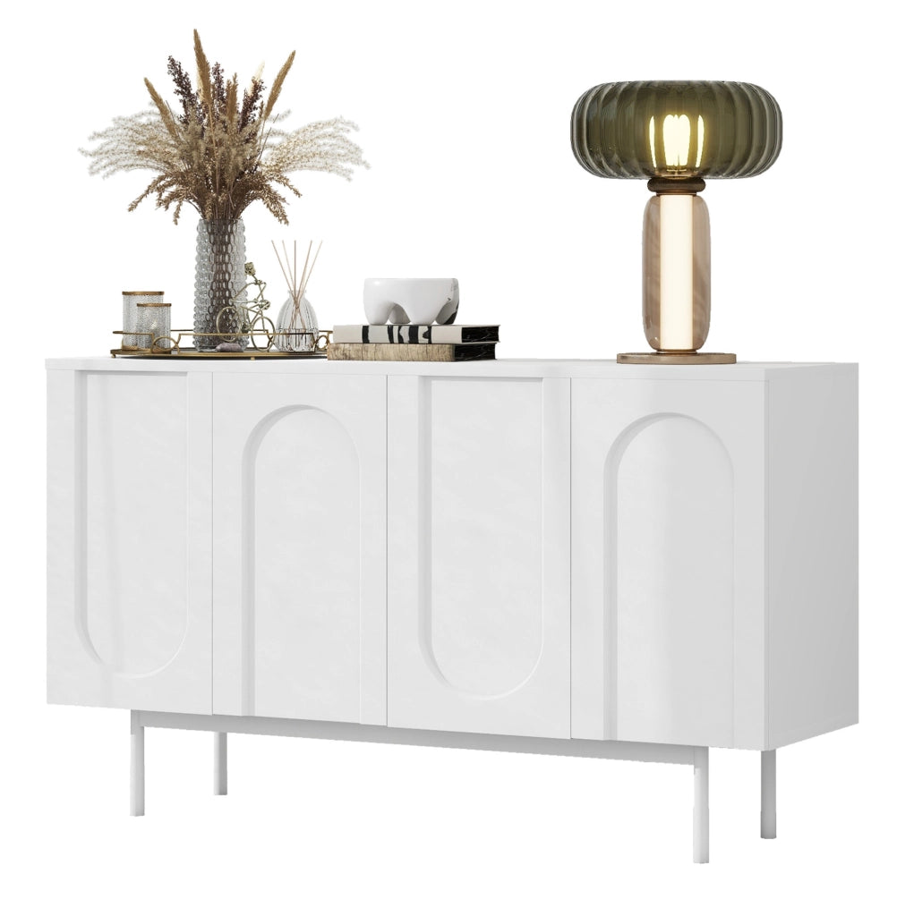 Sideboard moderno bianco con 4 ante; 2 ripiani regolabili; in MDF e metallo; 2 colli