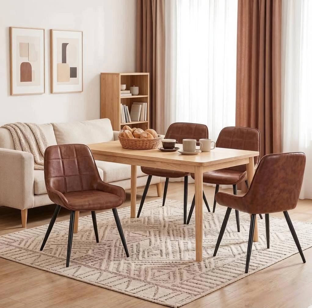 Set di 4 sedie da pranzo marroni in similpelle