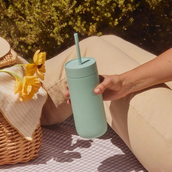 Tazza da viaggio termo-isolante in acciaio inossidabile per acqua, tè freddo, caffè, smoothie, caffè freddo e altro, tazza di caffè freddo in acciaio inossidabile con chiusura ermetica e beccuccio, finitura matte