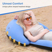 Matrice inflatabile per spiaggia 70 x 29 pollici con superficie ruvida e cuscino decorato (blu)