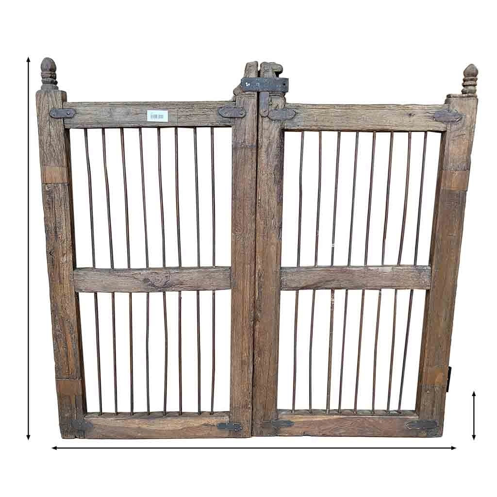 Porta in legno con finitura artigianale marrone 103x3x105 h cm