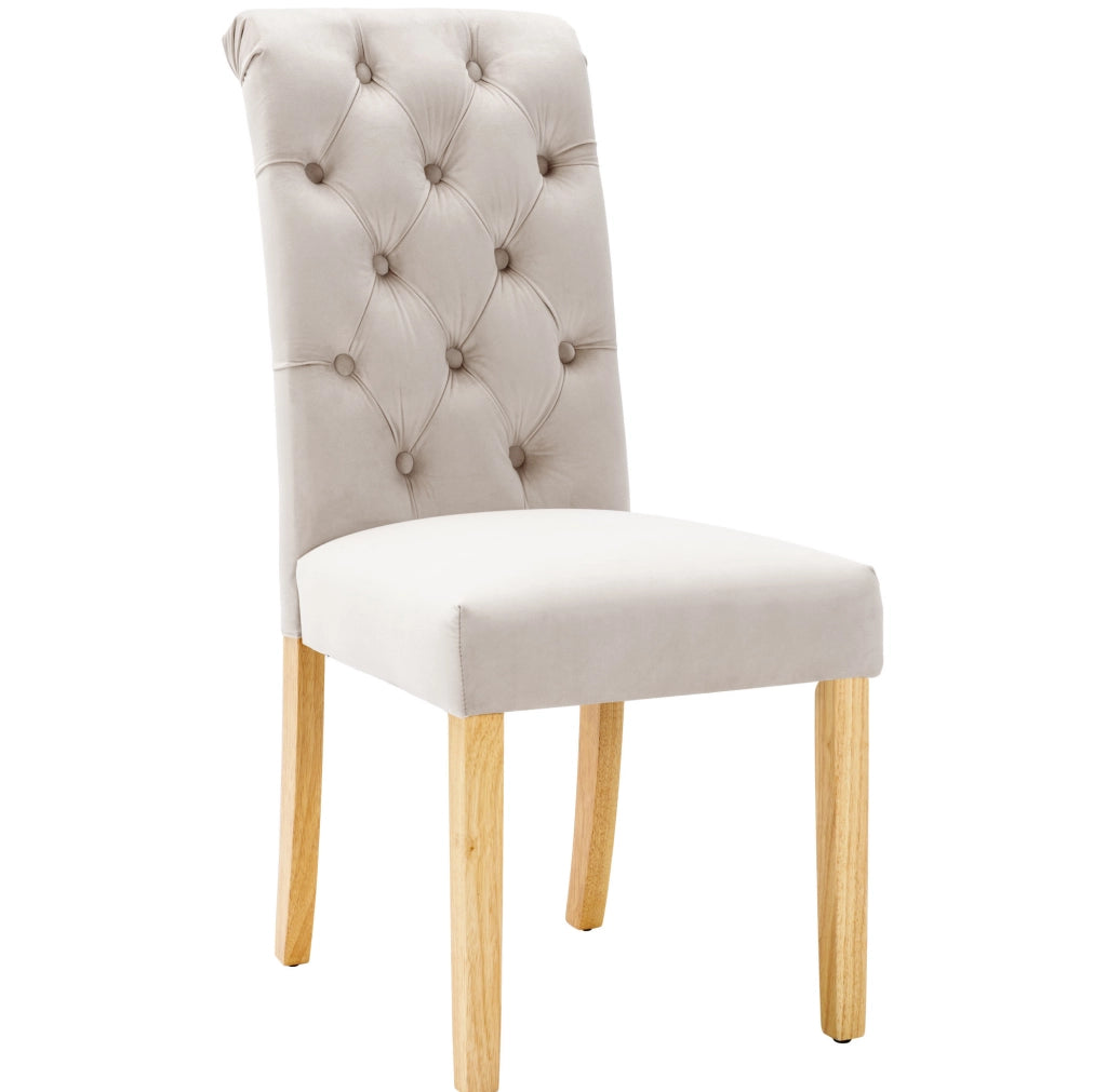 Set di 4 sedie da pranzo in velluto con gambe in legno di quercia; beige
