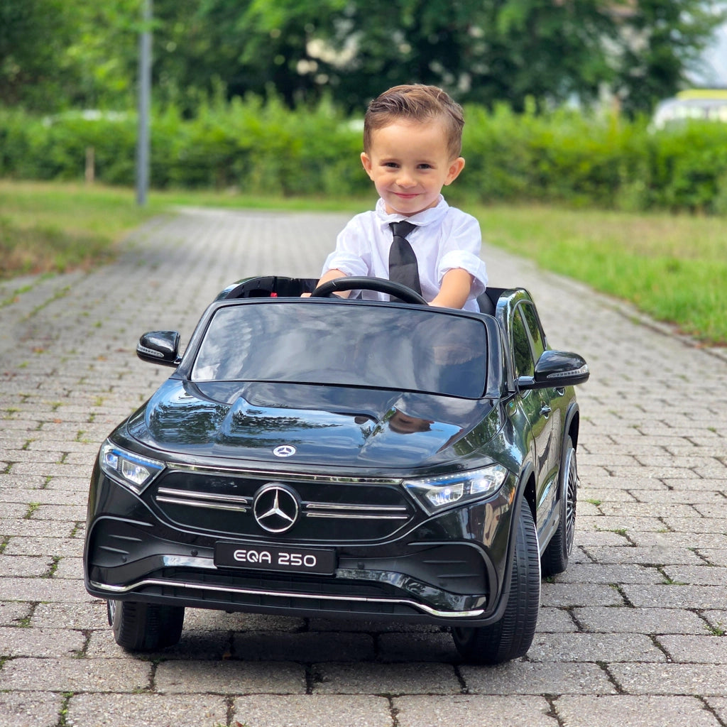 Auto Bambini Mercedes-Benz EQA ¨C zephmum ¨C Nero