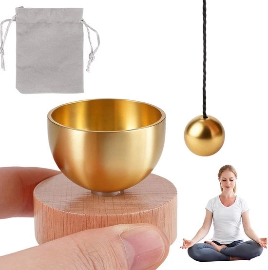 Set di Campanelli Tibetani Mini, Ø 3 cm, Piuma di Campanello e Tasca in Pelle e 1 Boccia di Campanello in Ottone, Campanello Mini a Mano, per Guarigione Olistica, Riduzione Stress, Meditazione e Rilassamento