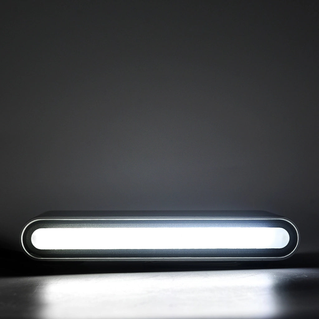 APPLIQUE LED RETTANGOLARE SILM 16W LUCE FREDDA 6500K° - DESIGN ELEGANTE IN ALLUMINIO BIANCO