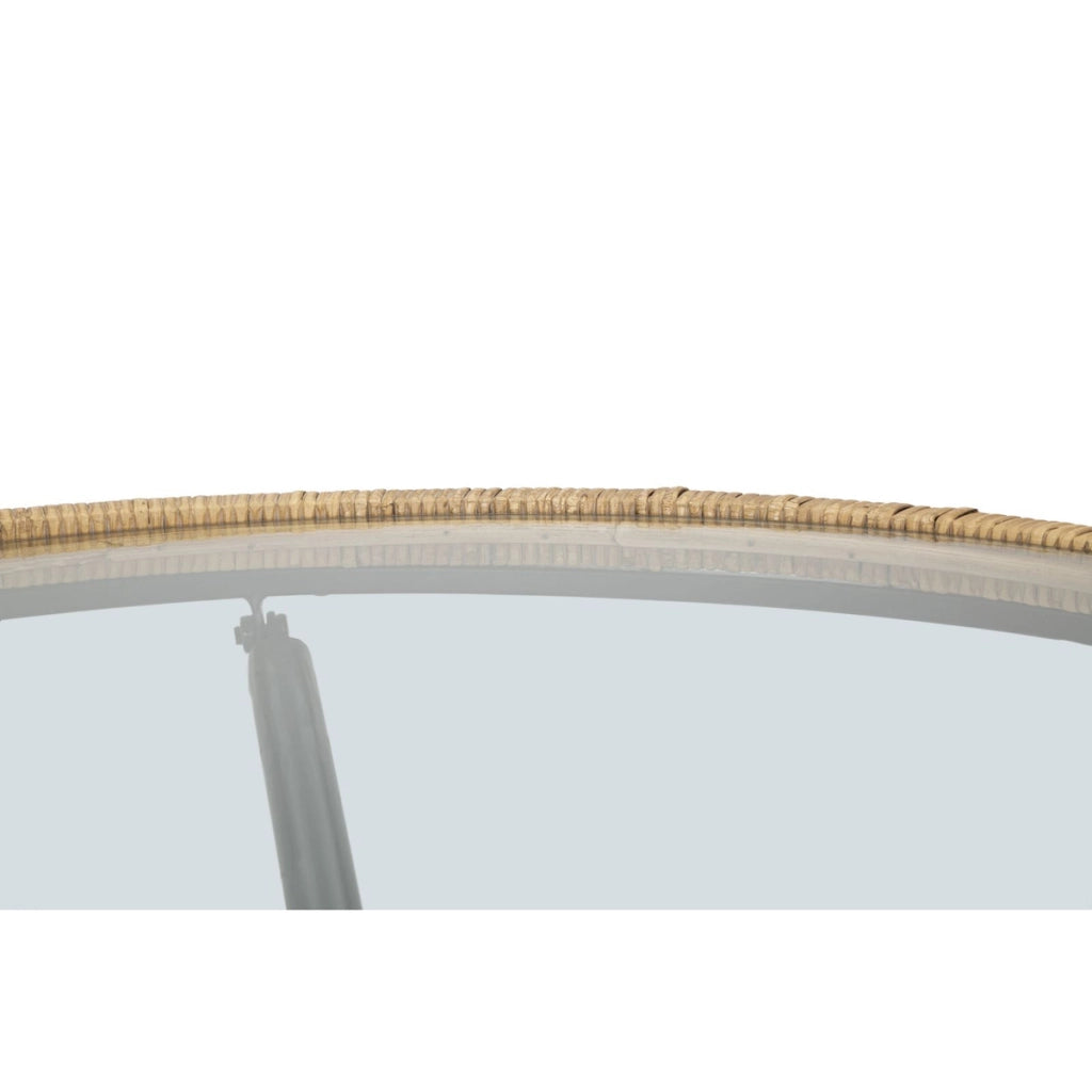 Tavolino da caffè rotondo Saint Barth con piano in vetro, ferro e rattan — Ø 80x46,5 cm