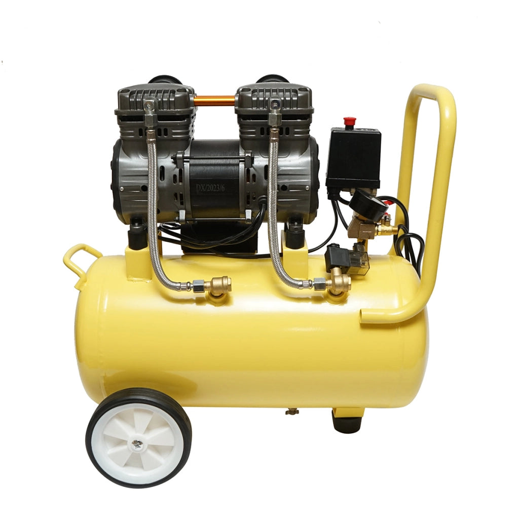 Compressore d'aria silenzioso oil-free da 30 litri, potenza motore 1,5 kW/2 CV, pressione massima 8 bar, volume di aspirazione aria 130 l/min Crownman