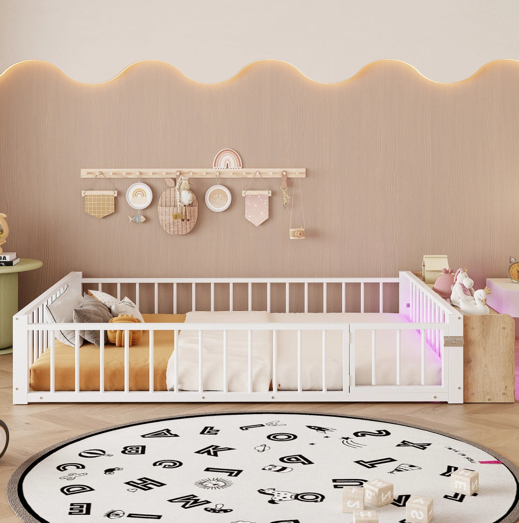 Letto 140x200 cm con sponde; vani portaoggetti e LED in MDF e metallo bianco