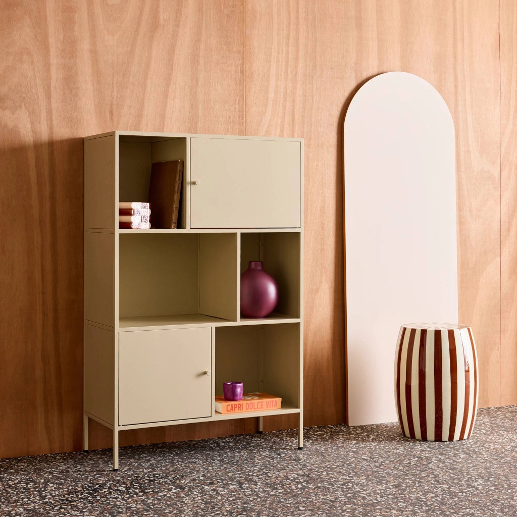 Credenza industriale in metallo con 6 scomparti, crema