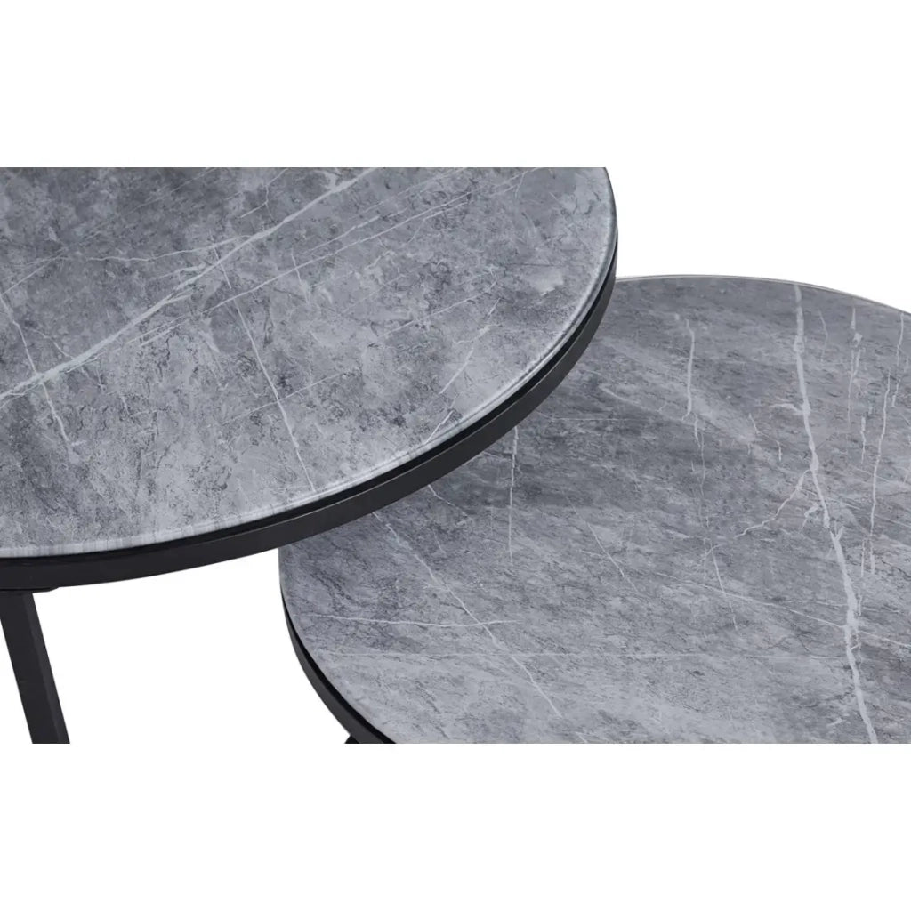 Tavolino basso nidificato MANHATTAN – Effetto pietra grigia marmorizzata e metallo – Design moderno