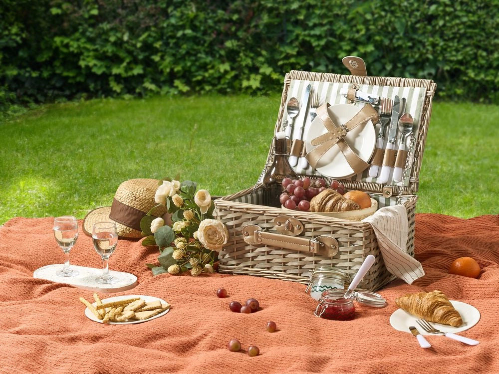 Cesto da picnic in vimini naturale per 4 persone con borsa frigo, bicchieri da vino e Posate stile semplice elegante