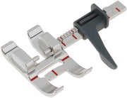 Piede di macchina per cucito con guida variabile - Compatibile con IDT Pfaff - Pezzo di ricambio - Metallo/Plastica - Lunghezza 46 mm - Larghezza 31 mm - Piede di macchina per cucito