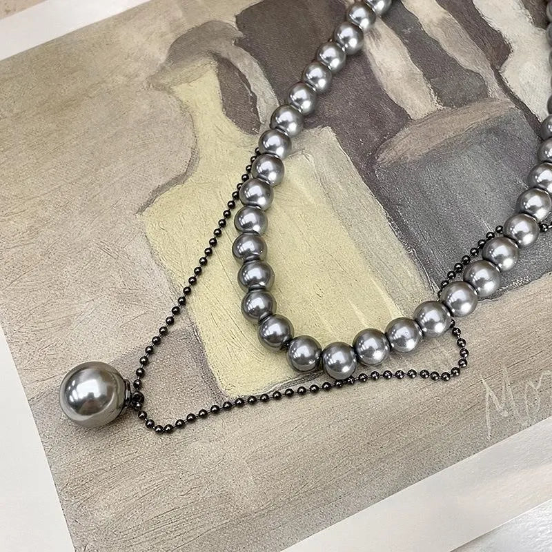 Collana a doppio strato con perle grigie fatta a mano, regalo di Natale o di compleanno.