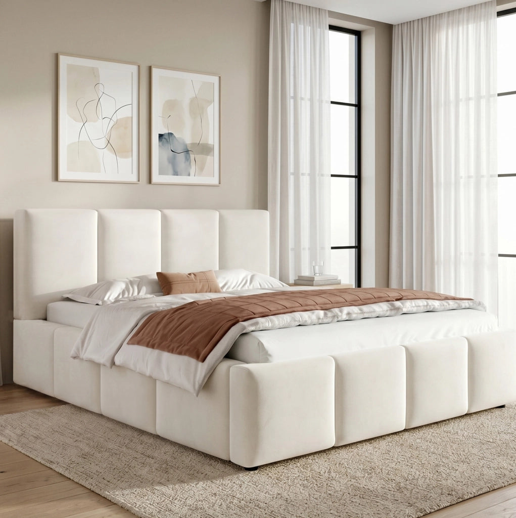 Letto matrimoniale imbottito 180x200 cm in chenille beige con testiera e rete a doghe