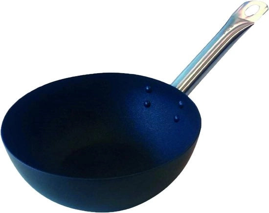 Wok in acciaio di carbonio da 20 cm con trattamento antiscivolo Excalibur - adatto a tutti i fornelli, inclusi quelli a induzione.