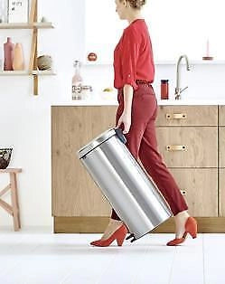 Brabantia 111822 bidone per la spazzatura 30 L Rotondo Acciaio inossidabile