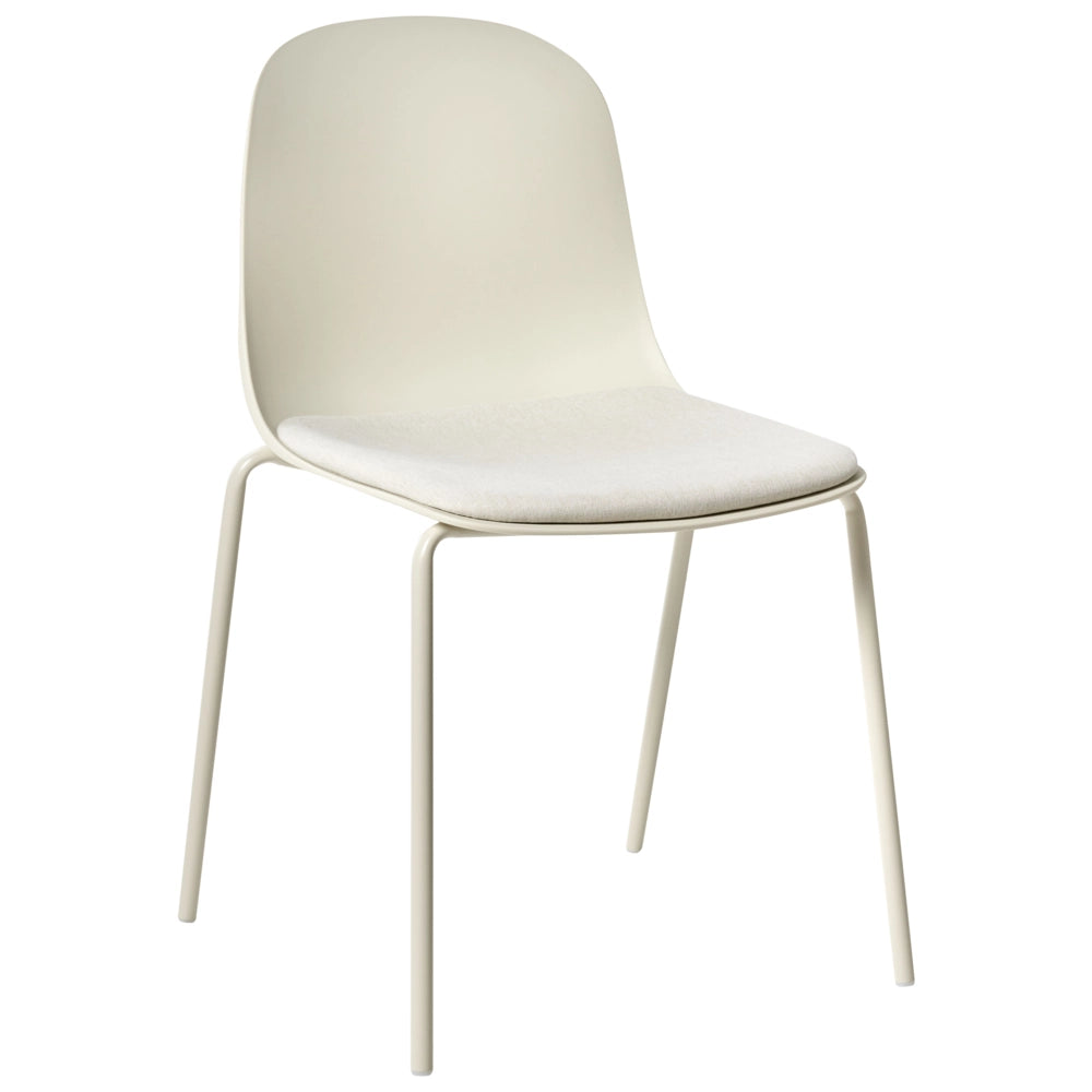 Set di 2 sedie da conferenza Seduta in poliestere beige chiaro Schienale in plastica Gambe in ferro Arredo ufficio moderno
