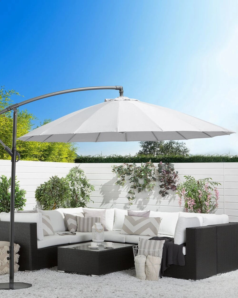 Ombrellone da giardino a sbalzo alluminio grigio chiaro Tettoia in poliestere 235 x 268 x 268 cm Mobili da esterno regolabili
