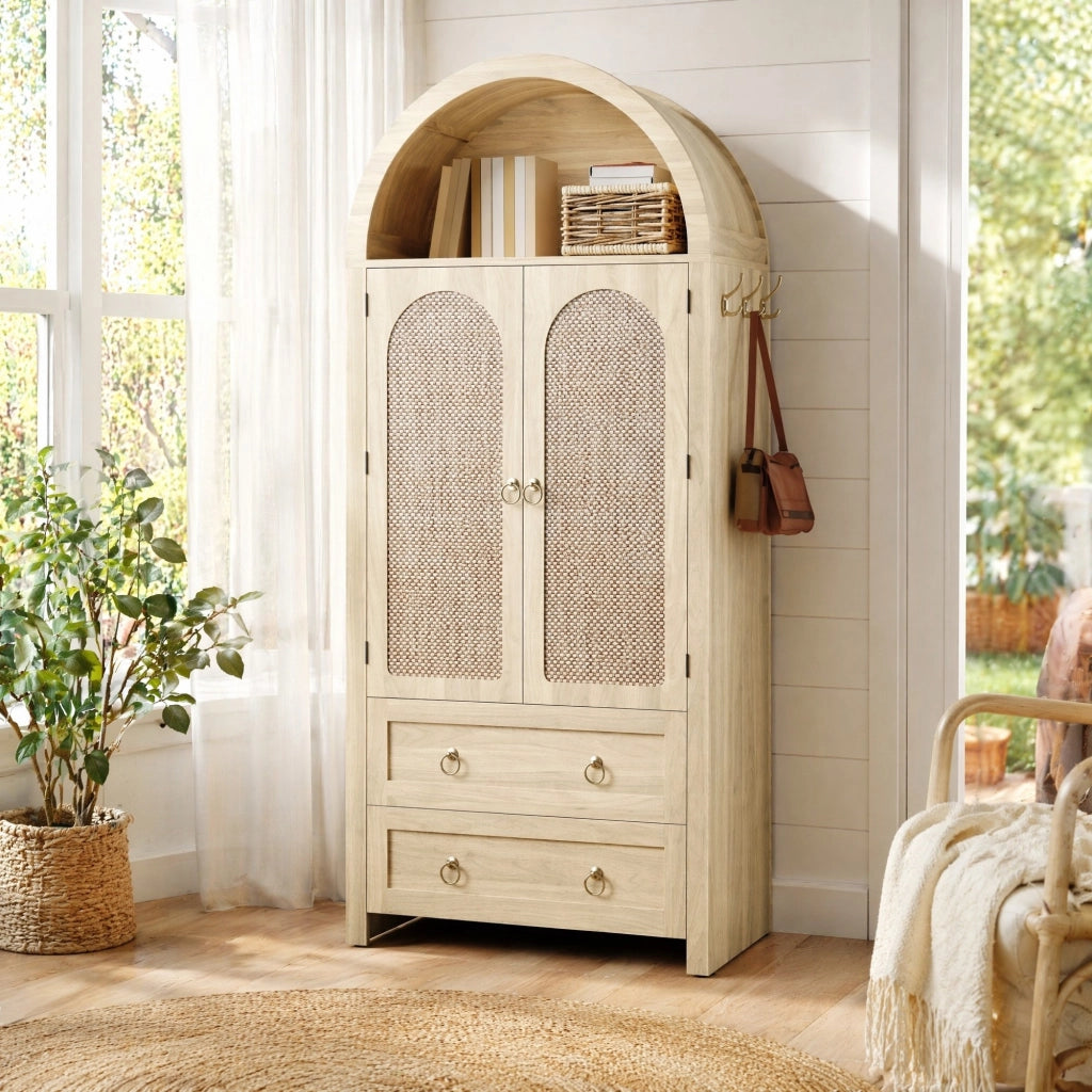 Credenza ad arco in stile vintage con ante in rattan, doppio cassetto e ripiani aperti, colore rovere
