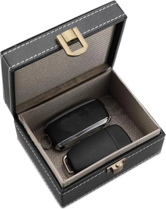 Scudo Faraday per Auto - Protezione RFID per Auto - Scudo Faraday per Chiavi di Accensione - Scudo Faraday - Borsa di Protezione Faraday 

Modello: 
- Dimensioni: 
- Materiale: 
- Capacità di blocco: 
- Garanzia:
