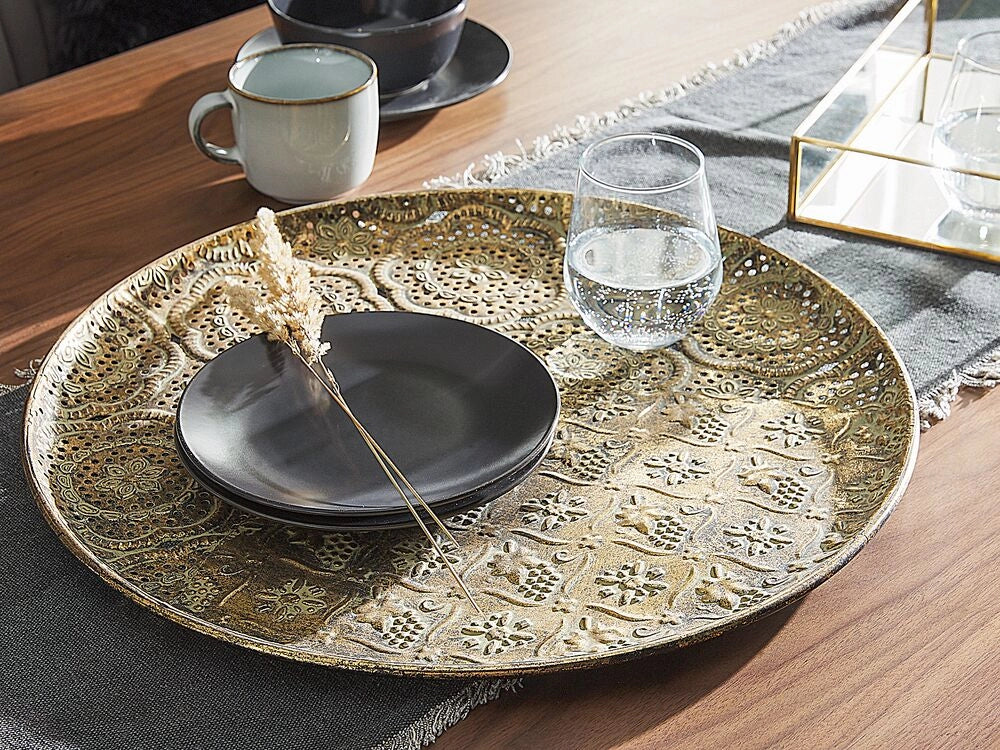 Vassoio decorativo in metallo dorato traforato rotondo 49 cm retrò glamour