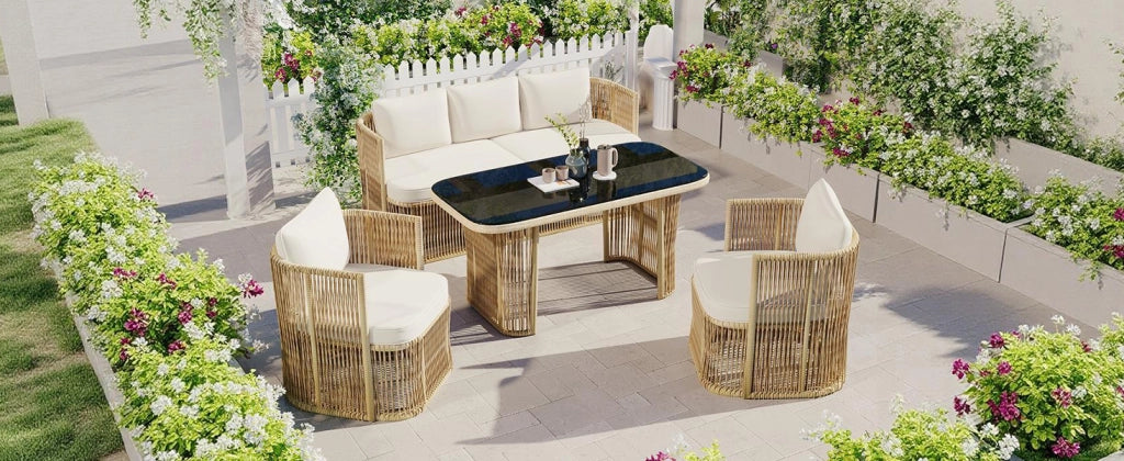 Set di mobili da giardino in rattan in PE a 5 pezzi con divano a 3 posti 2 poltrone e tavolo di vetro ¨C Set soggiorno esterno con cuscini in poliestere struttura in acciaio e piano in vetro temperato per patio e balcone
