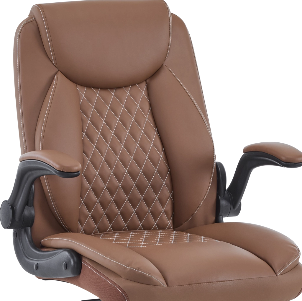 Sedia da ufficio ergonomica in pelle marrone con supporto lombare e braccioli ribaltabili